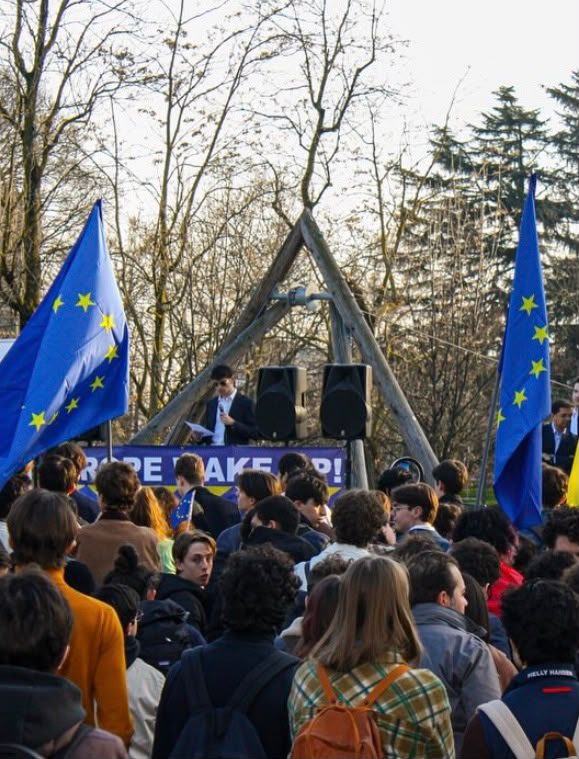 In piazza per l'Europa